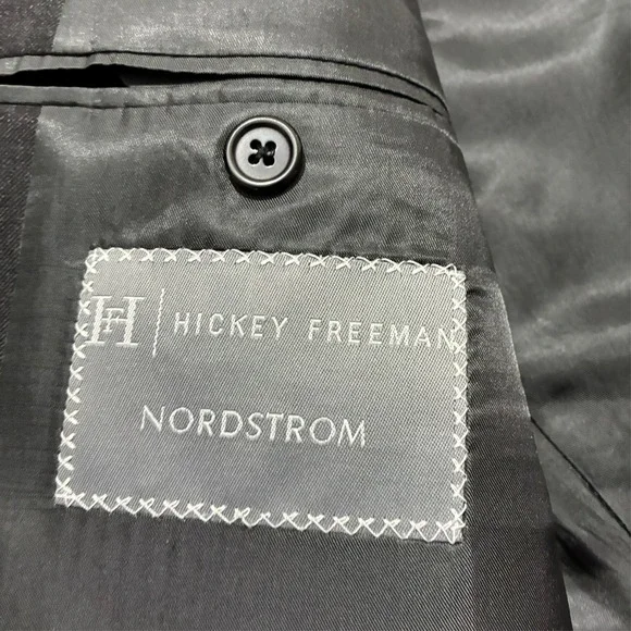 Hickey Freeman Loro Piana Super 130s Wool Suit 41 Reg Charcol Black Two Button